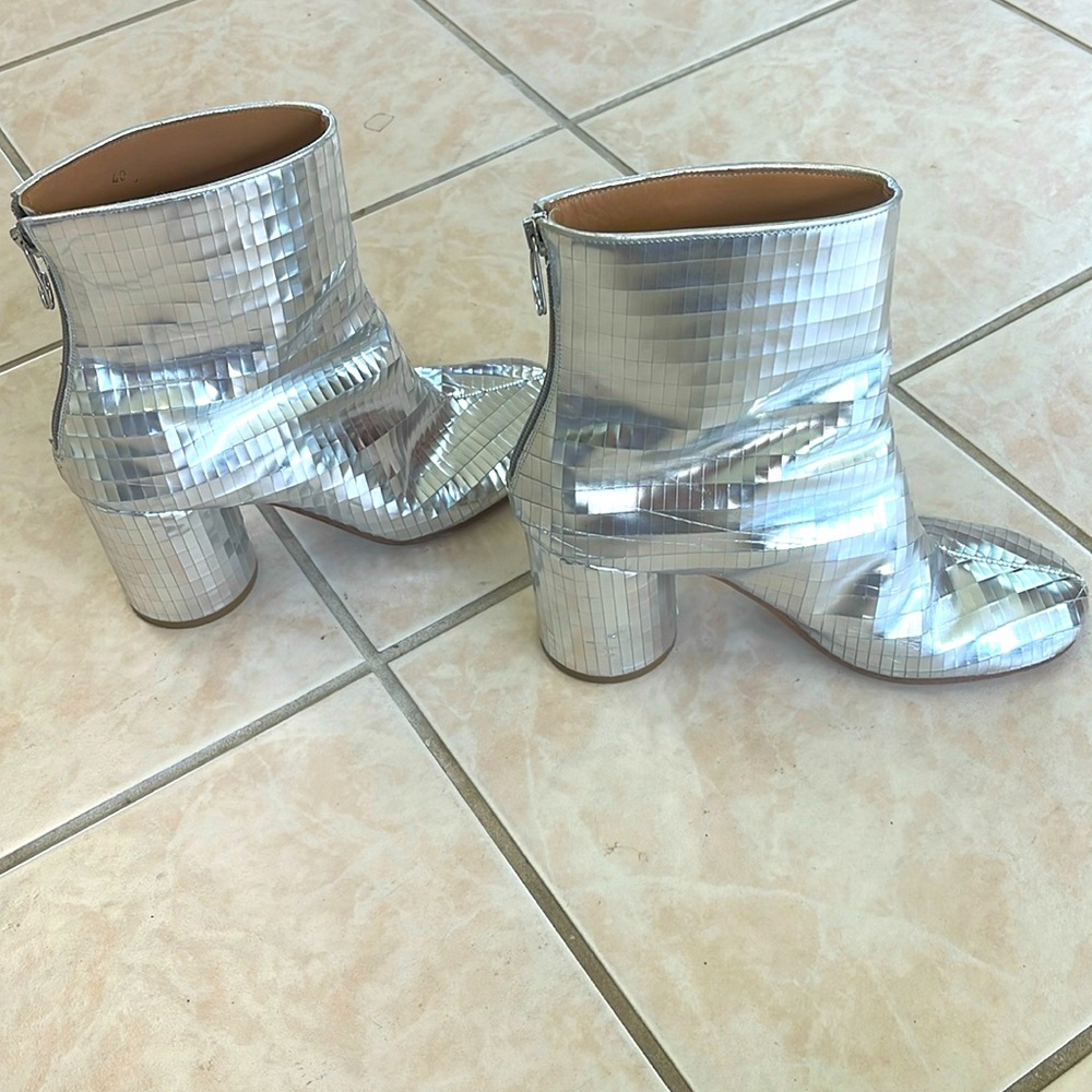 Glamorous Madison Mariela Mirror Boots